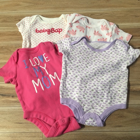 Lot of 4 Onesies 0-3 months short sleeve Snap Girls Pink White Purple Mom - Picture 1 of 5